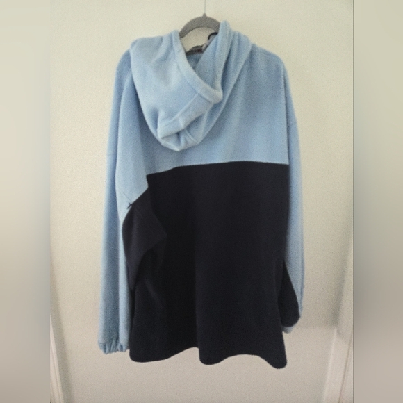 Vintage Y2K FUBU Platinum Mens size XXL Spell Out Logo Blue Fleece Hoodie - Picture 2 of 6